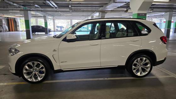 BMW X5 3.0 FULL 4X4 35I 6 CILINDROS 24V GASOLINA 4P AUTOMÁTICO BMW X5 3.0 FULL 4X4 35I 6 CILINDROS 24V GASOLINA 4P AUTOMÁTICO